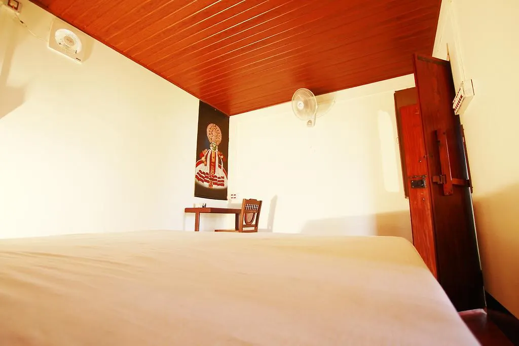 Bed & Breakfast Ambadis Villas Kochi