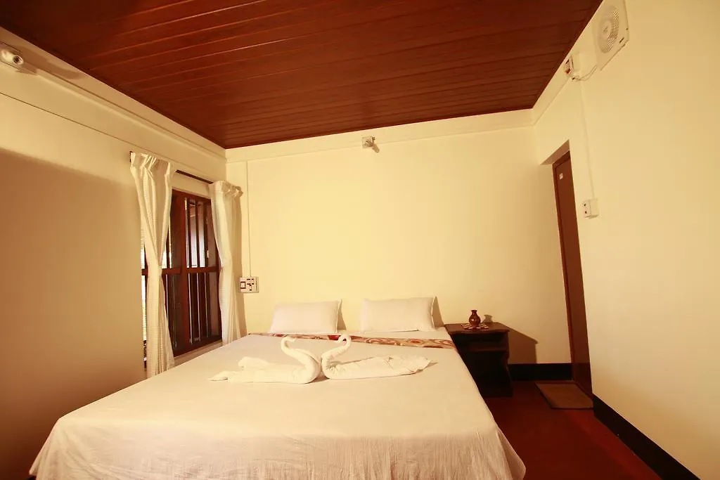 Ambadis Villas Kochi Bed & Breakfast
