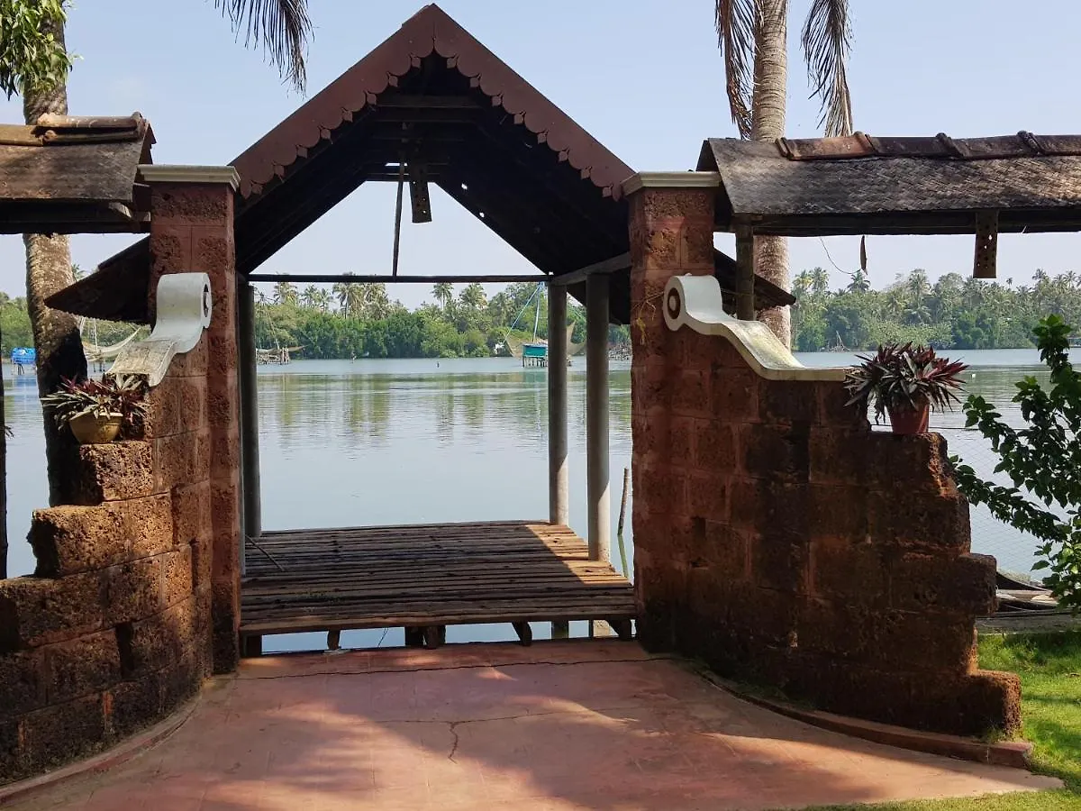 Ambadis Villas Kochi 2*,  Inde
